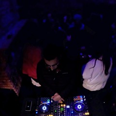 Deep Hypnotic Techno in a Basement - LVNA