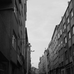 D_V_R_C_T  (soundtrack theme) Tema primo.