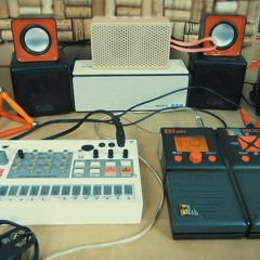 KORG VOLCA SAMPLE as a GRANULAR GROOVEBOX (processed with ZOOM B1on)  HALFTIME JAM