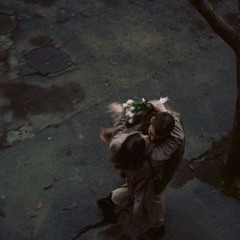 أحورُ المقلةِ معسول اللمى.. جالَ في النفسِ مجال النَفَسِ