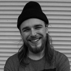 FreundeSTAYHOME - STREAM w/ Martin Dacar
