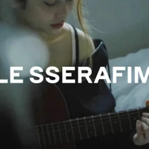 LE SSERAFIM 허윤진 HUH YUNJIN -  Raise your glass.