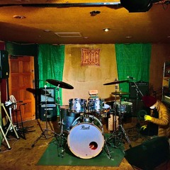 THE OCTOPUS SAW THE SAME (Live at LOG, Sapporo)