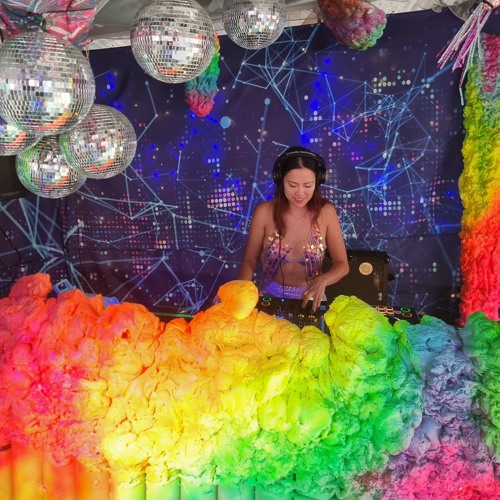 Live - Parallel Dimensions - NYE '24 - Hip-pop disco funky grooves