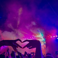 FLYING HIGH 🌅 ✈️