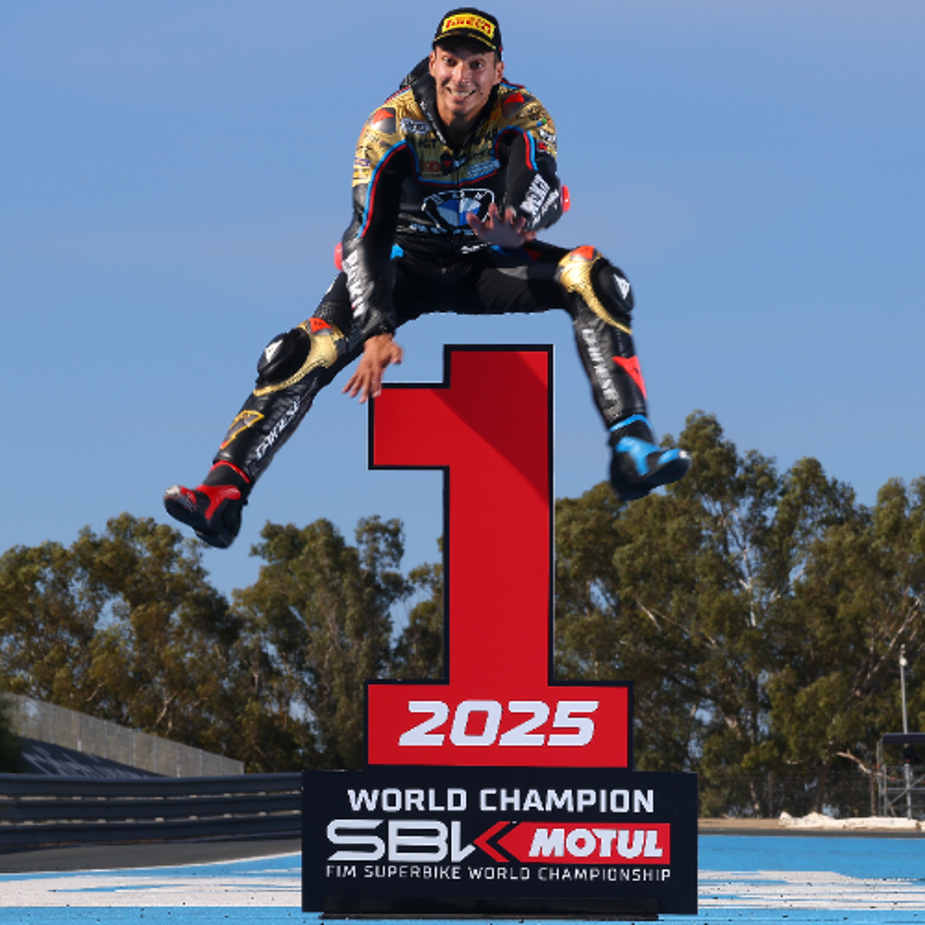 Episode 519 - Toprak signs off as a triple Superbike champion