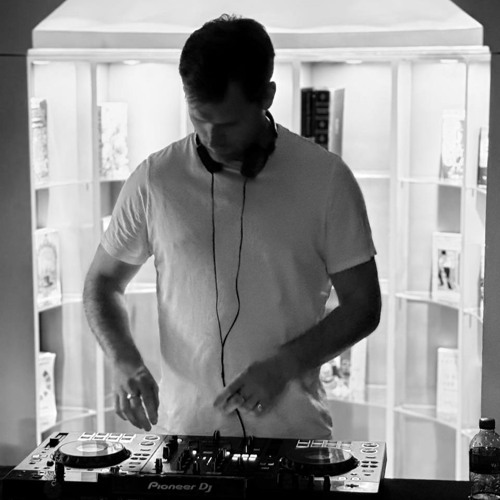 Dark Disco - Biblio 2025.11.27