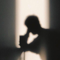 على درج المكتبة  | مريد البرغوثي | قراءة هاجر "وهج"