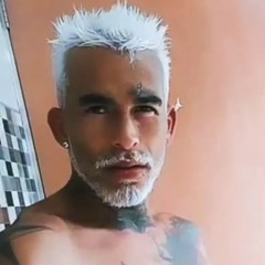 PATRICIICINHA SOBE O MORRO PRA SE ENVOLVER COM BANDIDO