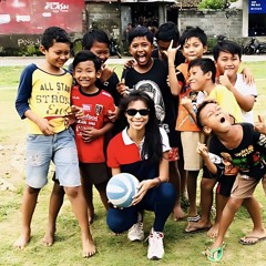 Vanouska Modely On Why Football's History Is Important To Our Community