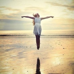 "Gravity" by: Pelham & Junior (from: Director's Cut) but different producers use it...