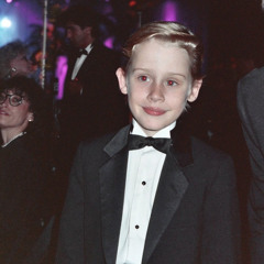 HOME ALONE Feat. XOXO (prod. babylaurpd)