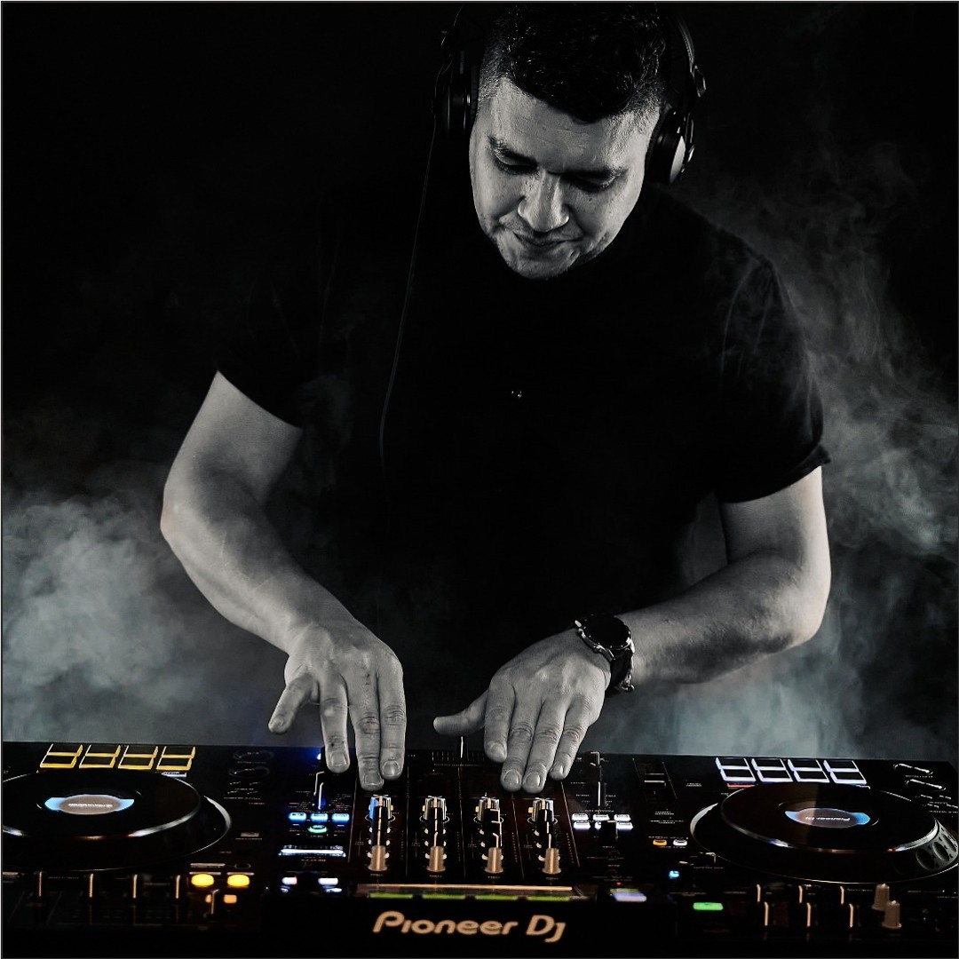 Stream Blackdeep Dj Listen To Progressive House Melodic Techno