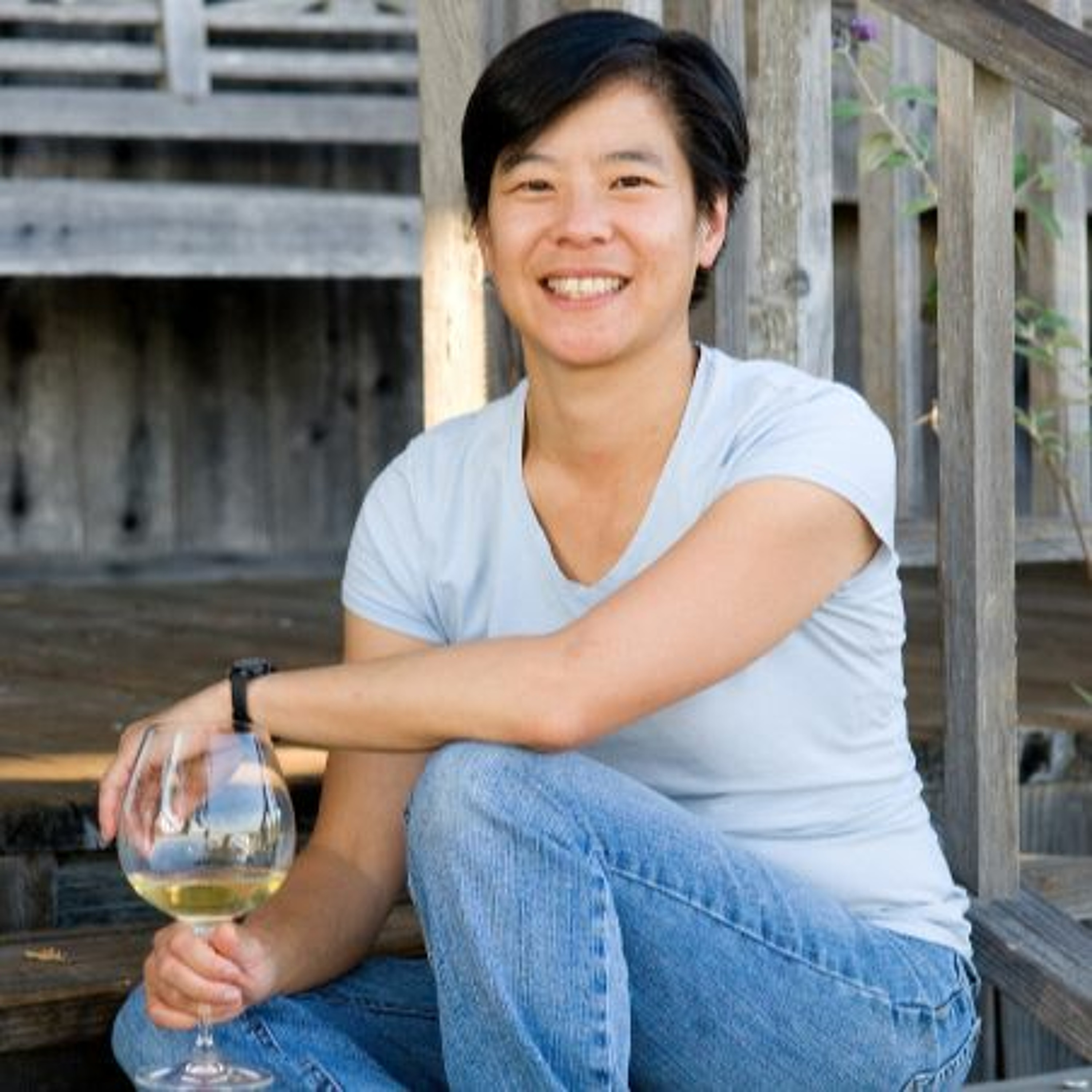 Episode 207 - Vanessa Wong, Peay Vineyards episode artwork