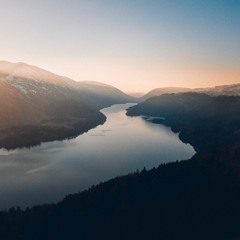 Flow | Royalty Free Music (CC BY 3.0)