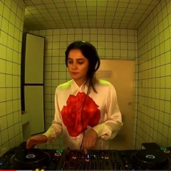 Live From Earth Klub - DJ Gigola   October 12   6pm - 7pm (320 Kbps)