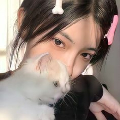 Mảnh mai Châu Á trẻ gái đôi mươi - CP BÙI