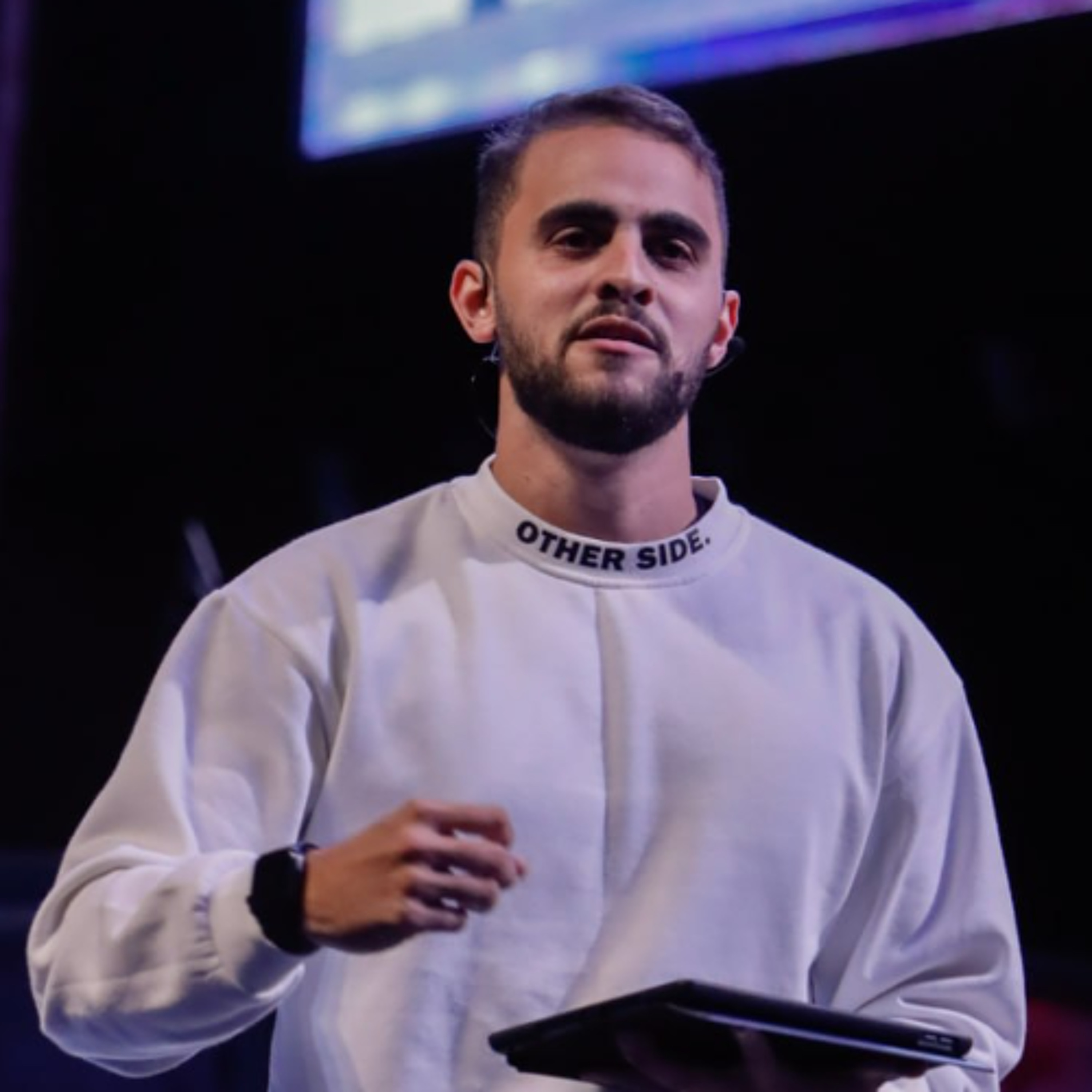 Viver sem pecado é possível? o que a Bíblia diz sobre viver santo - João Gabriel Albuquerque