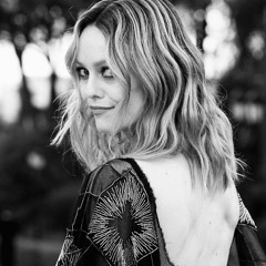 Vanessa Paradis - Walk on The Wild Side (re disco ver ''Hey Babe'' Do-doo Do-do-doo Mix) back to 72