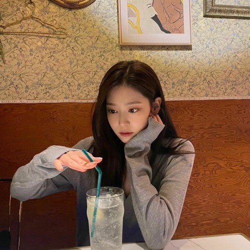 둠칫둠칫 두둠칫