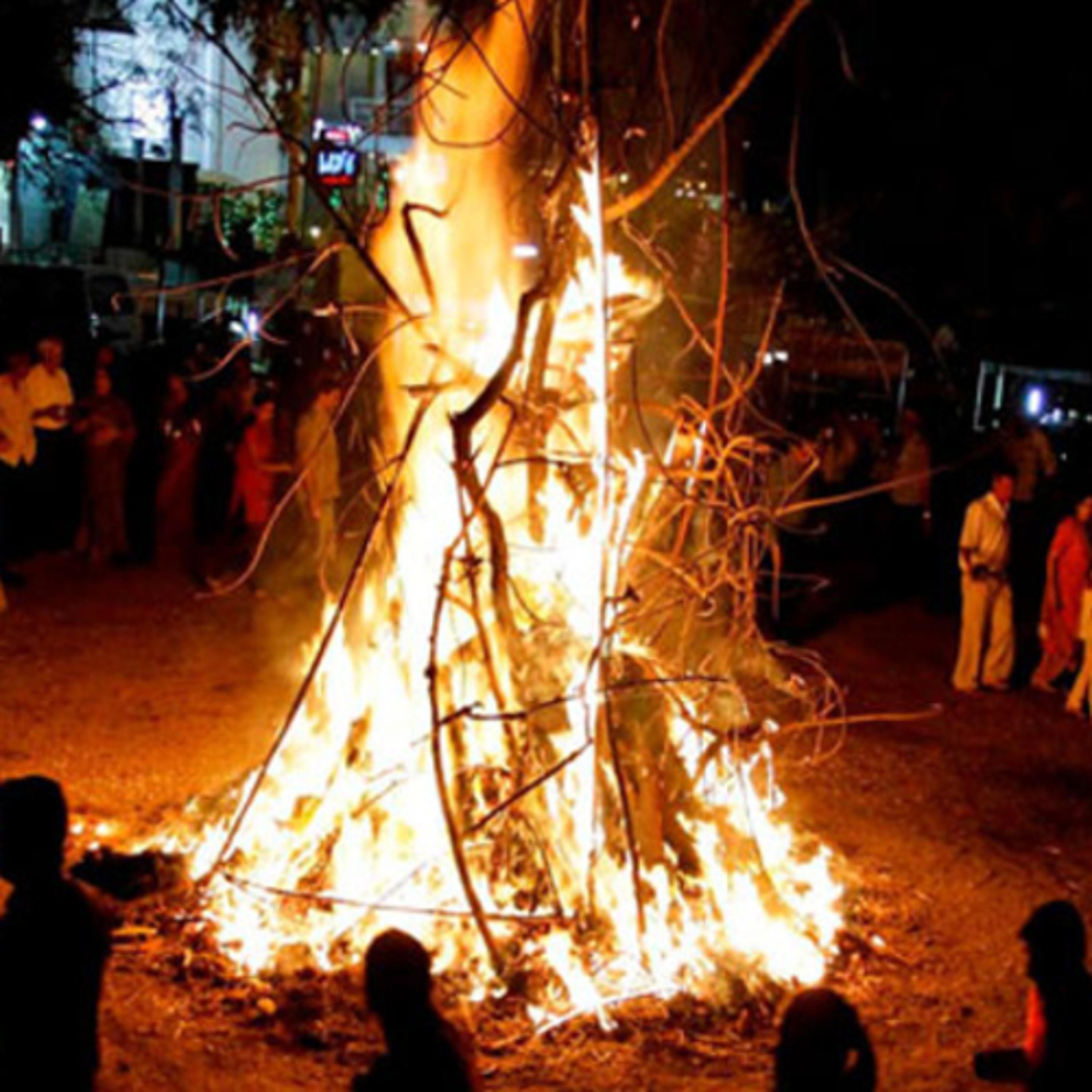 Holika Dahan : La victoire du bien sur le mal célébrée ce jeudi