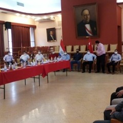 Reunión de empresarios en la ANR, asiste el expresidente Horacio Cartes