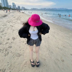 Anh Là Ai - Vậy thì giờ này đã có ai đang bên cạnh em