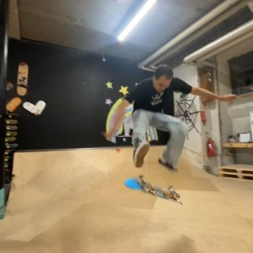 feel my face (dera x nightiger)