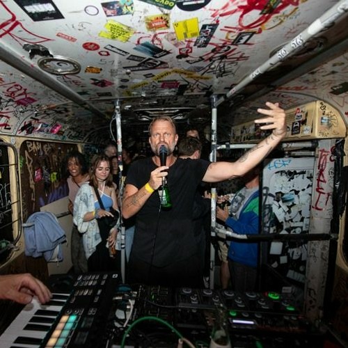 wir sind die Sonne feat. Dario Klein - The Release (live jam, Odonien) auf iiwii.cologne (it is what it is! Köln - Germany)
