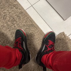 “Dropping dimes” | made on the Rapchat app (prod. by Yung_Azer)