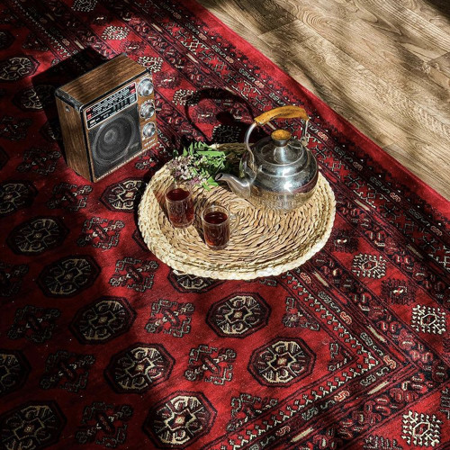 ‎⁨إذا اعتزلت النّاس قالوا تكبّر،و إذا بديت الطّيب يخسر رهانِي⁩