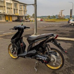 DJ BULAN MADU DI AWAN BIRU TIADA YANG MENGGANGU __ DJ CINTA KITA BOOTLEG VIRAL TIKTOK 2025