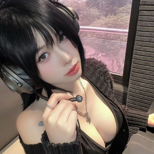 Ai Là Người Thương Em - Shio Remix Ver 1