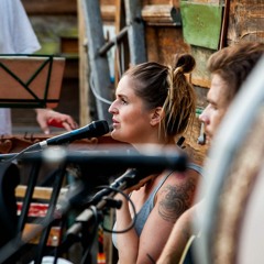 Én vagyok a Madár, Fény