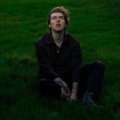 GRAVEDIGGER - (Lyrics) - by Livingston.mp3