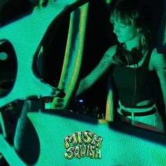 MISHSQUISH // Y2K mix for the divas who like their music HEAVY
