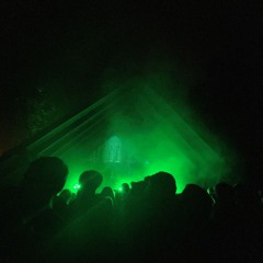 hypnotic/groove techno