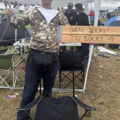 TÆT PÅ - MUSTI FT EMMANEJTAK