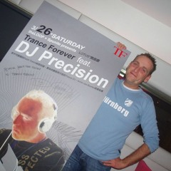 DJ Precision - Live on DI FM (07-07-2004)