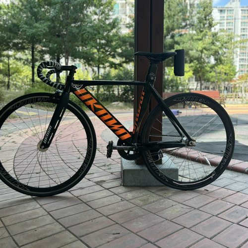 12븅딱 재민이가 뒤에 여자태우러갈때듣는 노래