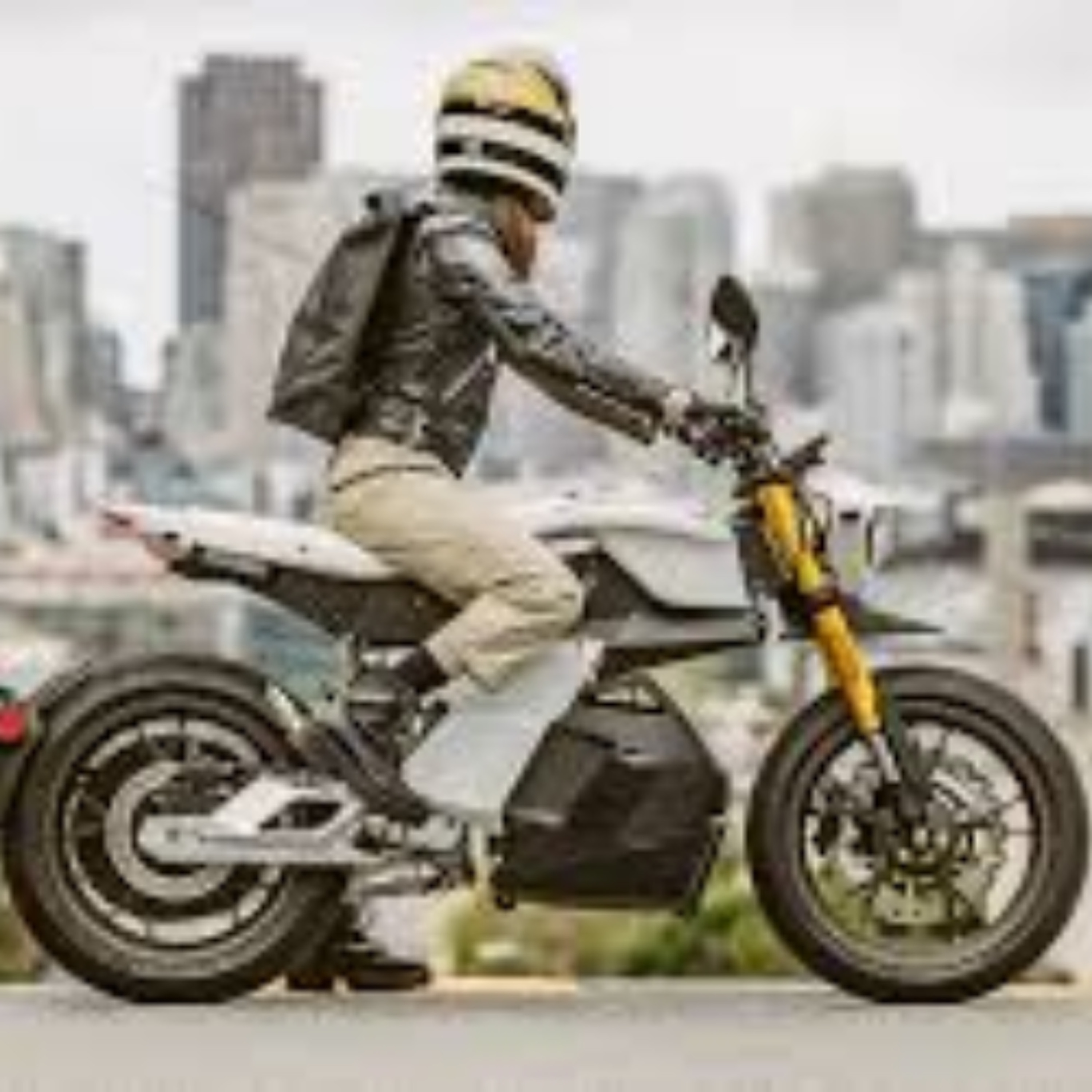 Episode 541: Heinkel Scooters, Ryvid Bikes and Ducati Rebuilds