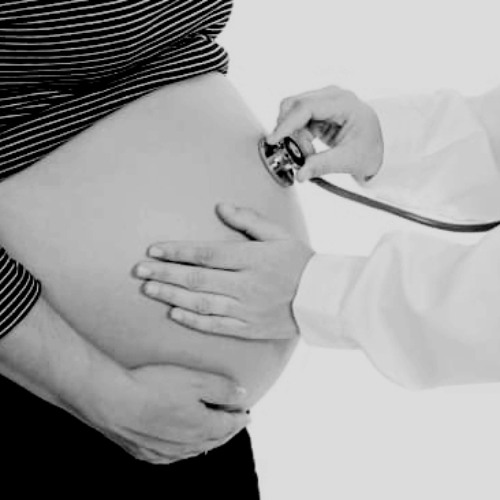 Diabète & hypertension : le dépistage dès le 2ᵉ mois protège les futures mamans à Ngozi