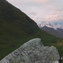 Sgûebnelēt - სგუ̂ებნელე̄თ(The Beatles - Yesterday cover)