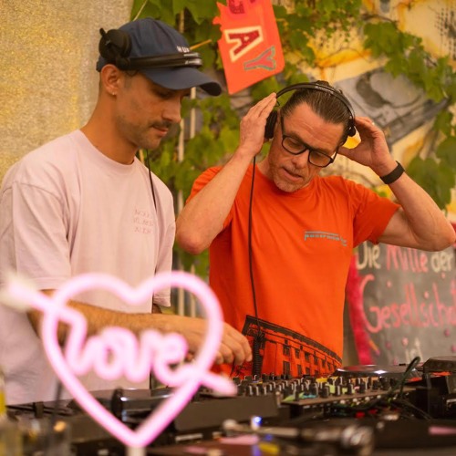 DORA TANZT B2B ZUM CSD 2021 MIT MASSIMILIANO PAGLIARA UND ND_BAUMECKER