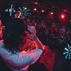 qw edits 02: london IDs ⋆ ⊹