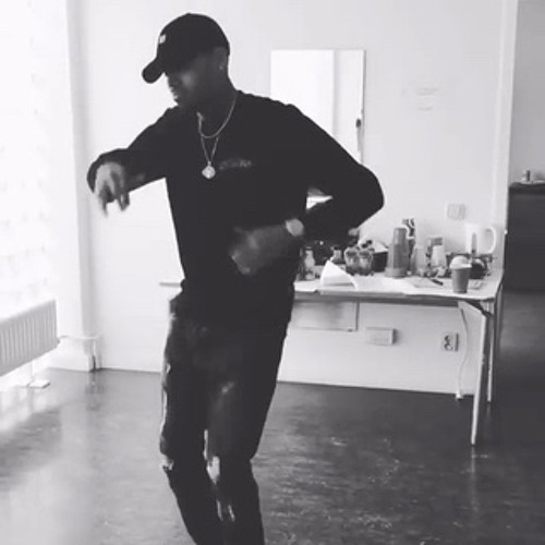 Chris Brown - Wake Up Dead