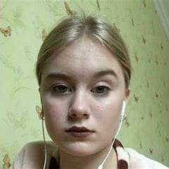 Daria Rolton - Трясу сисей