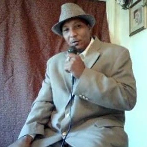 She's shaking everything up 1.mp3