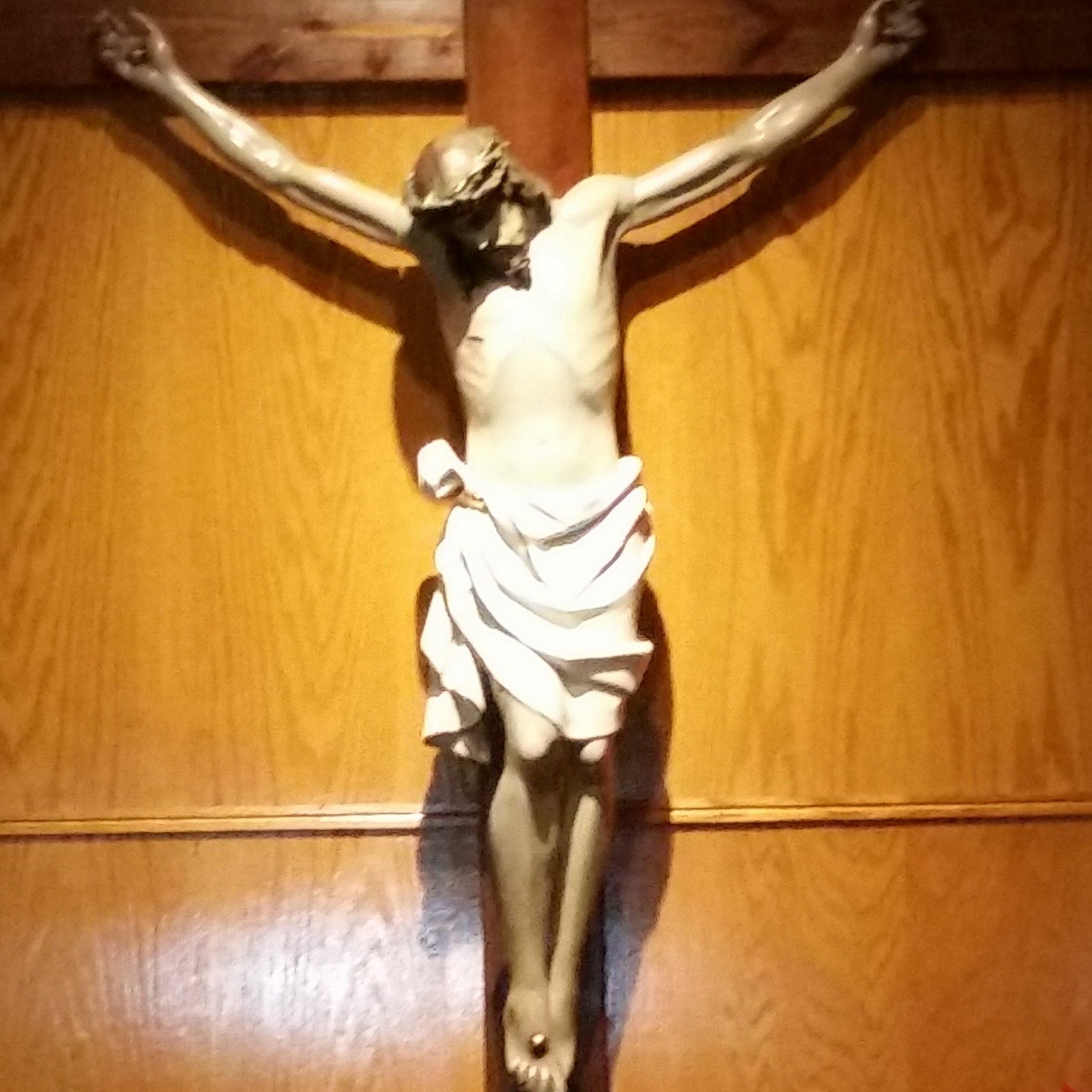 The Crucifix Relates to the Feast that we Celebrate: Lord Jesus Christ, King of the Universe episode artwork