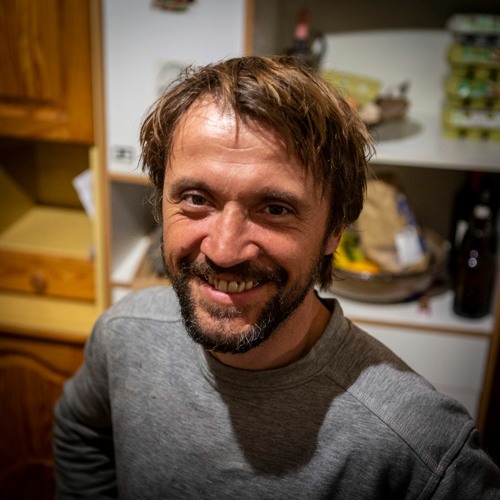 2 Ca ne me rapporte rien mais ça m’apporte beaucoup.